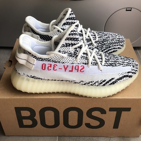 Yeezy Boost 350 V2